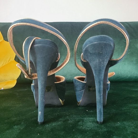 Brand new Teal Cyan Turquoise Heels - Picture 10 of 10